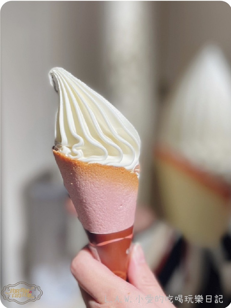 [日本甜點]CREMIA北海道頂級霜淇淋+白色戀人餅皮空降桃園。來大江就吃得到啦!! @貧窮貴婦小愛的吃喝玩樂育兒日記