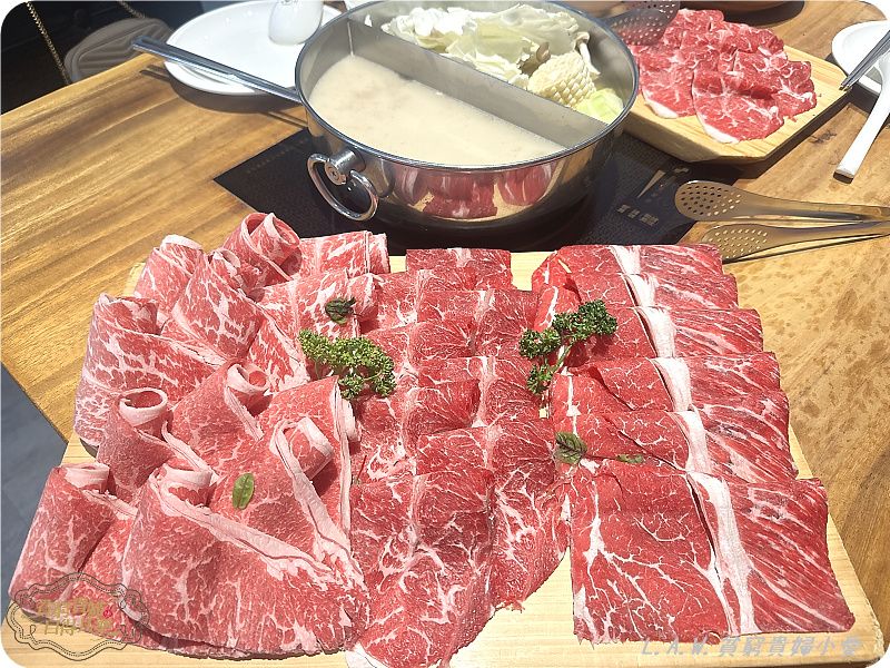 [中壢美食]福叁鍋物~肉質鮮美+新鮮海鮮，連餐後甜點也很用心。 @貧窮貴婦小愛的吃喝玩樂育兒日記