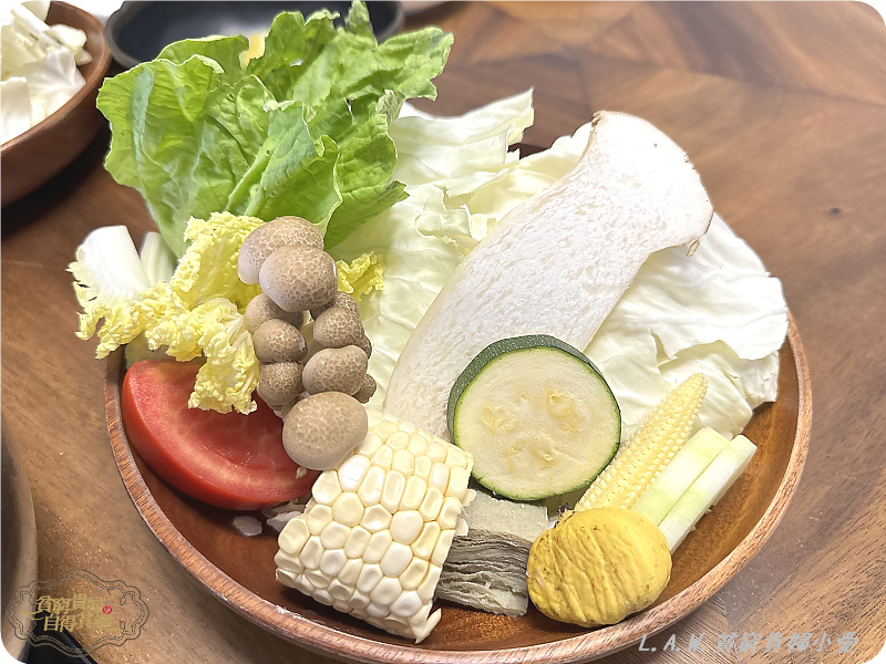 [中壢美食]福叁鍋物~肉質鮮美+新鮮海鮮，連餐後甜點也很用心。 @貧窮貴婦小愛的吃喝玩樂育兒日記