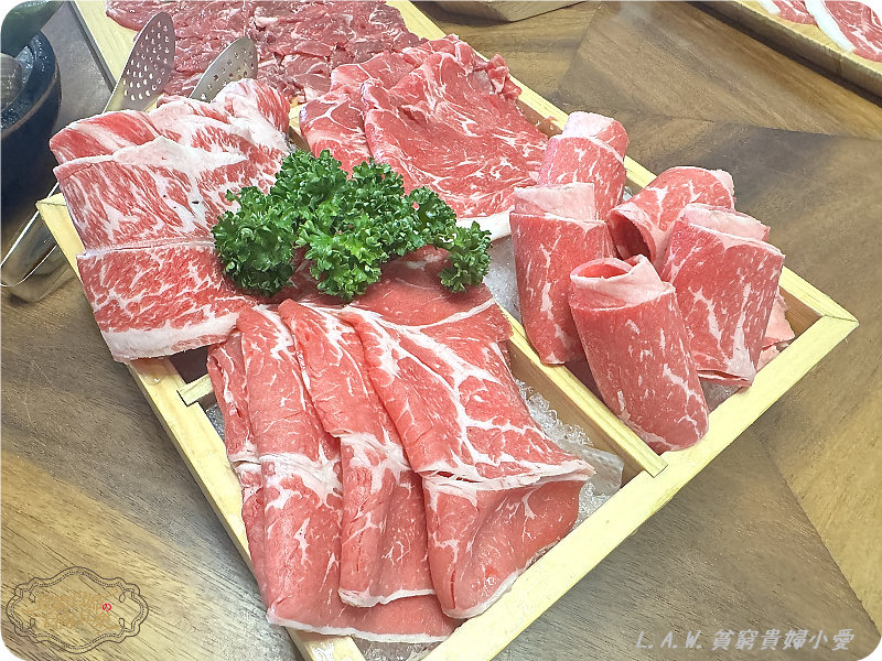 [中壢美食]福叁鍋物~肉質鮮美+新鮮海鮮，連餐後甜點也很用心。 @貧窮貴婦小愛的吃喝玩樂育兒日記