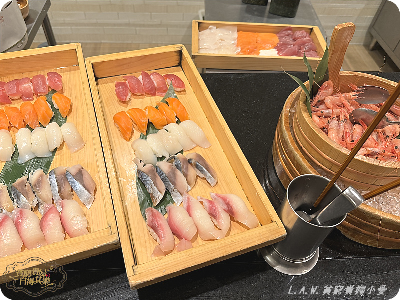 [飯店吃到飽] 北海道層雲閣 SOUNKAKU｜晚餐 + 早餐海鮮吃到飽，松葉蟹 X 明太子大滿足！ @貧窮貴婦小愛的吃喝玩樂育兒日記