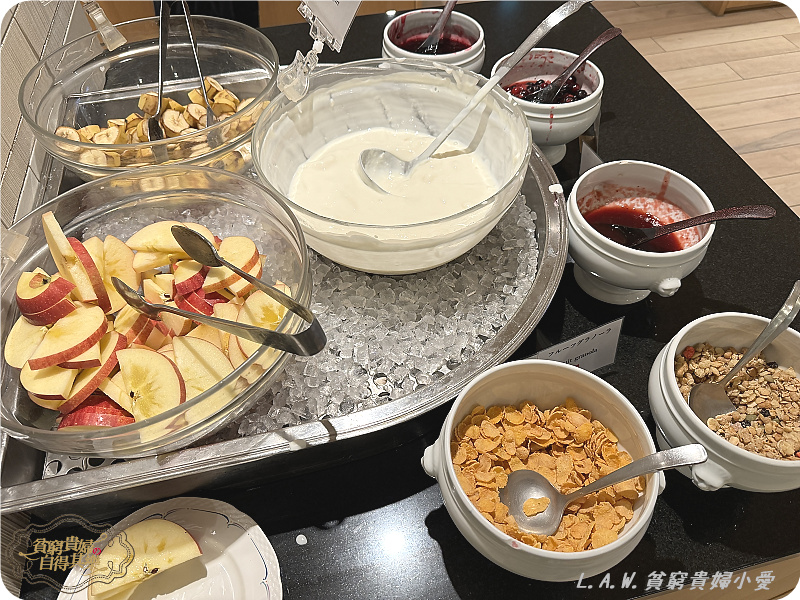 [飯店吃到飽] 北海道層雲閣 SOUNKAKU｜晚餐 + 早餐海鮮吃到飽，松葉蟹 X 明太子大滿足！ @貧窮貴婦小愛的吃喝玩樂育兒日記