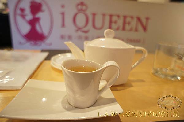 [新北蘆洲美食早午餐]iQueen Coffee  就是愛。女王風格~當女人也很過癮/捷運徐匯中學站美食 @貧窮貴婦小愛的吃喝玩樂育兒日記